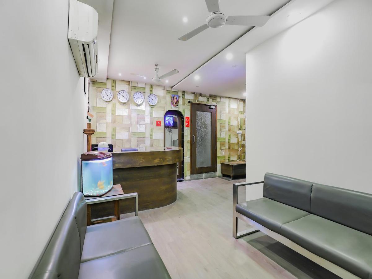 Oyo 80678 Shreenath Residency 뉴델리 외부 사진